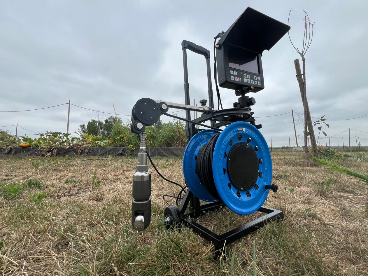 Verticam® HAD Compact en inspection de puits — touret avec écran étanche intégré
