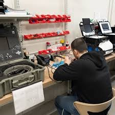 Réparer une caméra d'inspection de canalisation : l'atelier AGM TEC